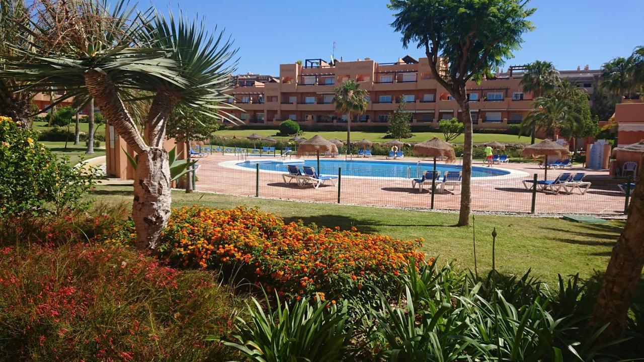 Casares Del Sol Penthouse Apartment Exterior photo