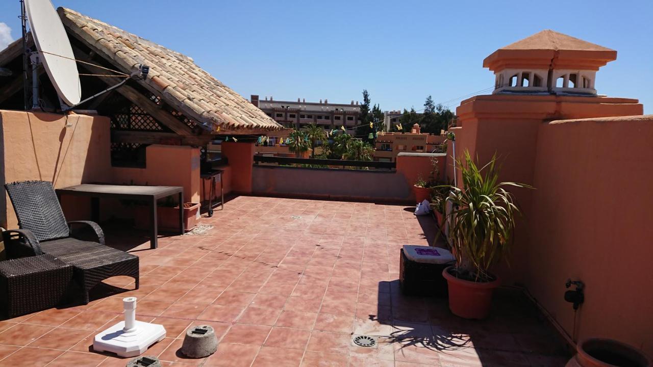 Casares Del Sol Penthouse Apartment Exterior photo